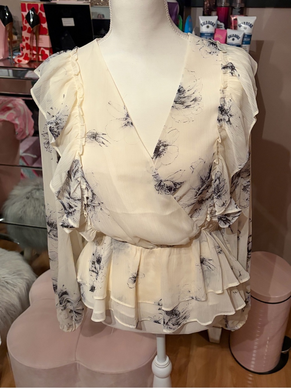 Express Ivory & Gray Floral V-Neck Faux Wrap Peplum Long Sleeve Top Size M